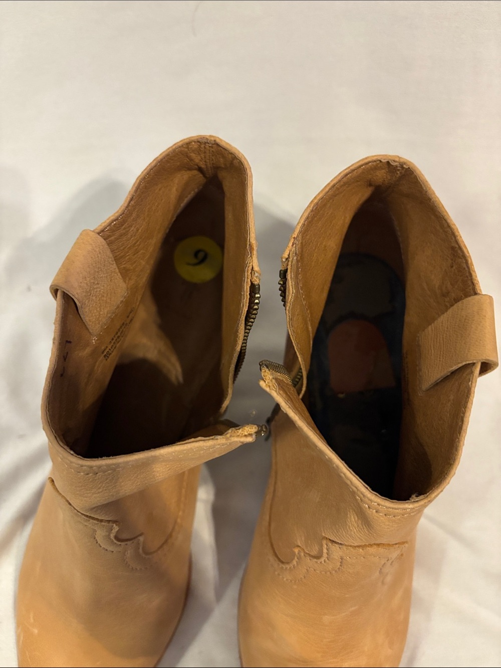 Frye Reina Ankle Bootie Western Boots Size 9 - Picture 9 of 9